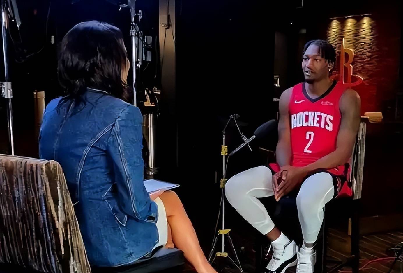 火箭锋线告急!5300万引援缺席揭幕战,杜兰特成唯一指望