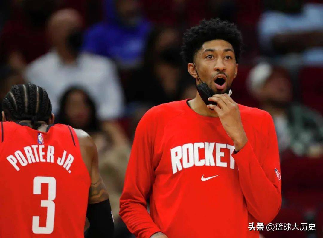两次膝盖手术!29岁的伍德,还能重返NBA吗?