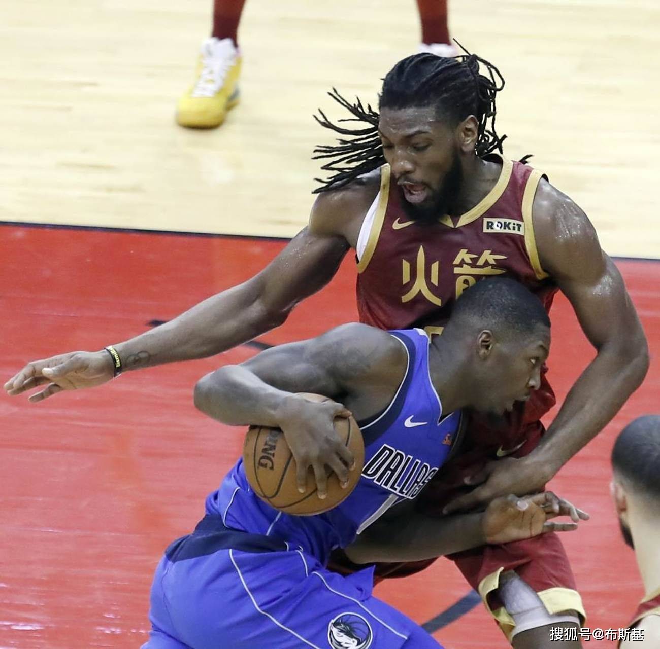 前NBA新秀挑战赛MVP,半兽人法里埃德CBA被裁,落地加盟台联赛