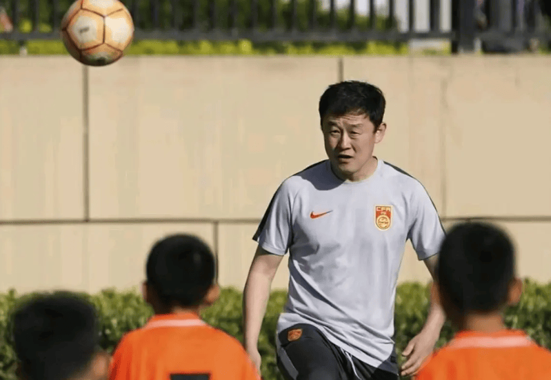 嗨球少年矛盾关键点:别人能免费离队,凭啥我们要18万买自由身证明