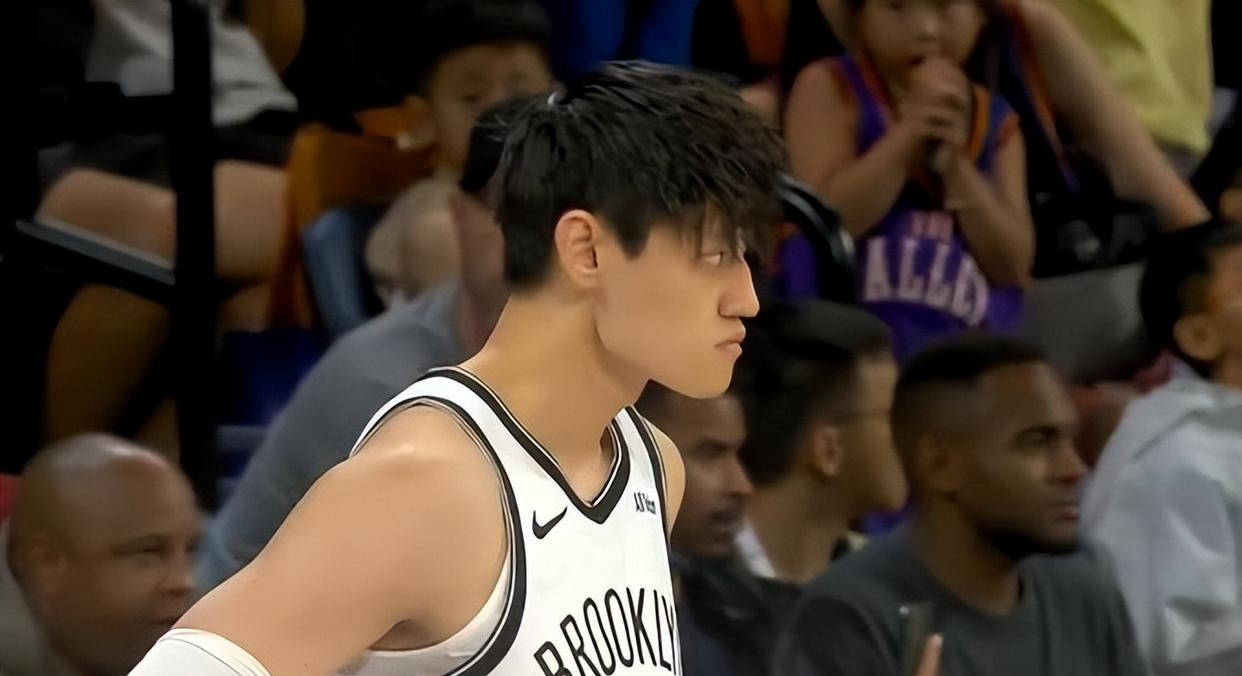 NBA中国赛战报:曾凡博缺席,姚明现场支持
