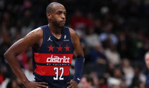 奇才打算继续留下克里斯-米德尔顿和CJ-麦科勒姆吗?