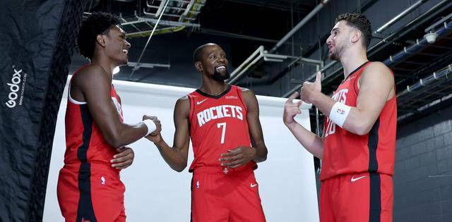 阿尔佩伦·申京：火箭队的组织核心