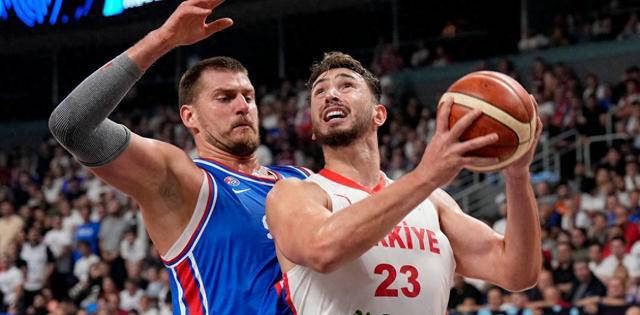 火箭新秀阿尔佩伦·申京实力超群,表现逐渐出色