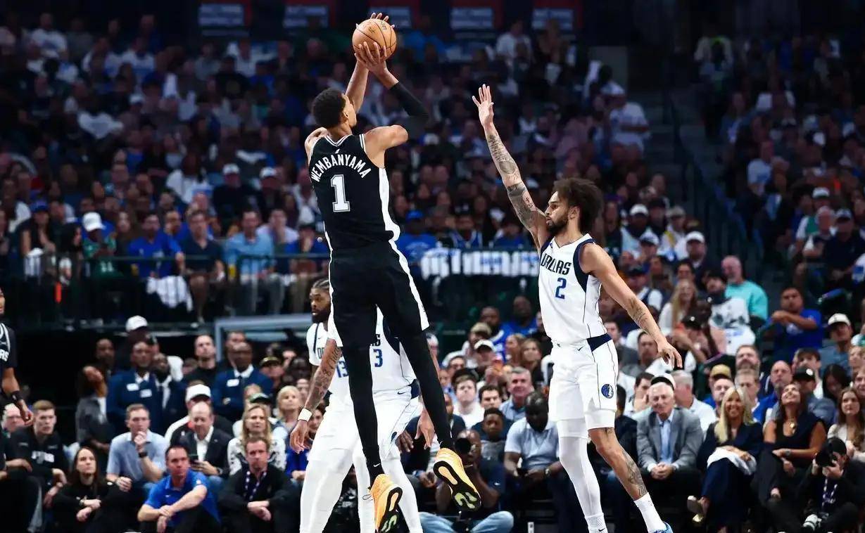 5x5数据NBA第三人!文班亚马:盖帽三双+准三双,现役第一人