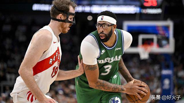 安东尼·戴维斯会出战吗?独行侠对阵雄鹿伤病报告