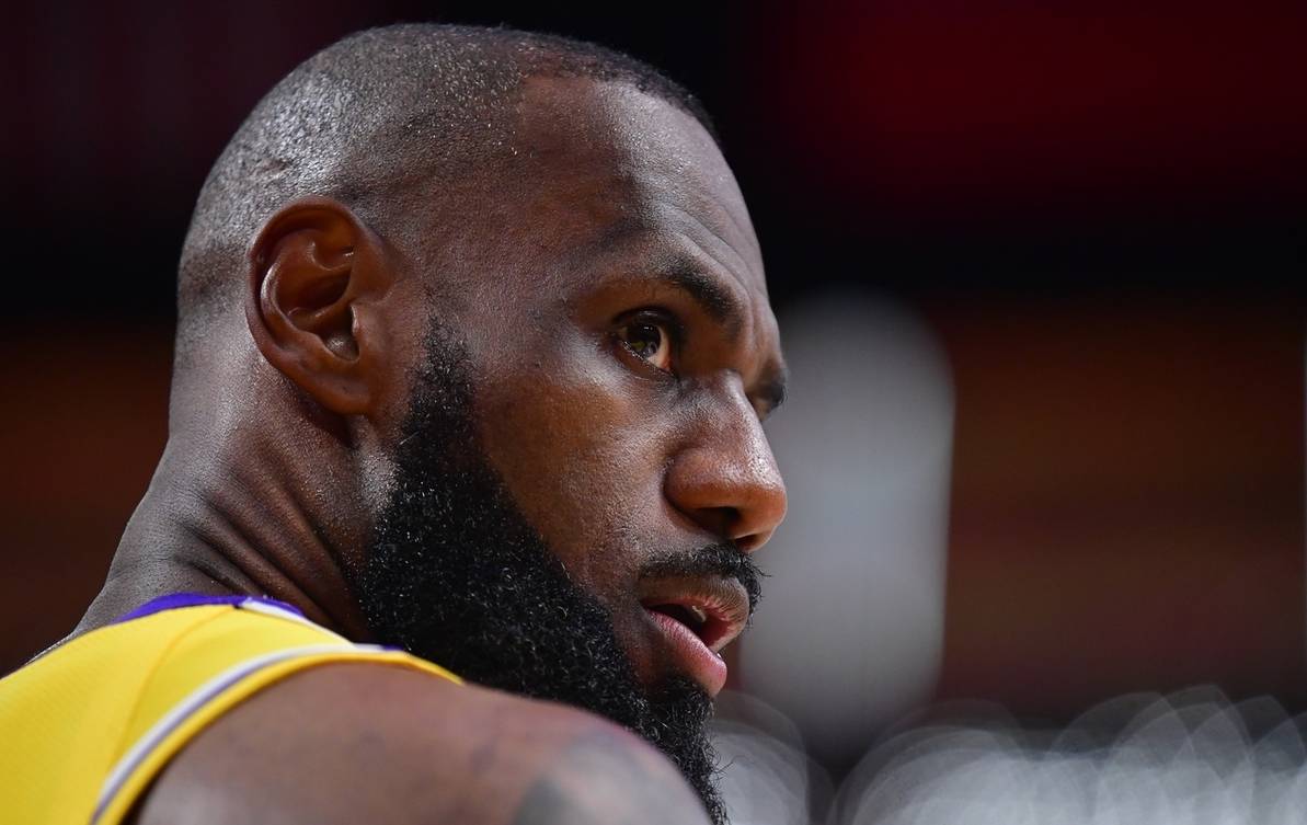 历史第一人詹姆斯即将复出!湖人总冠军?