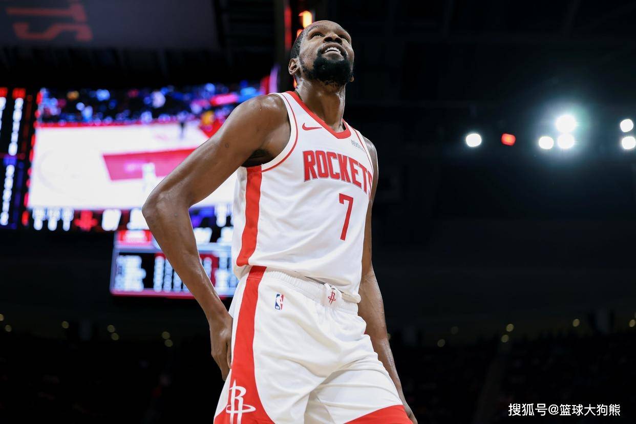 5年重建成功！打造豪华阵容+降薪3000万续约巨星，火箭队斯通立功