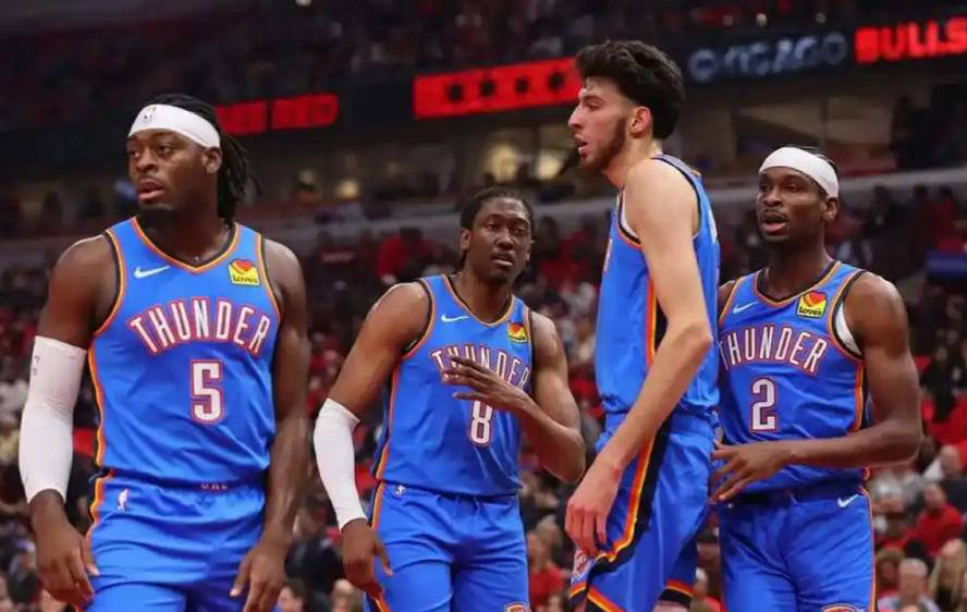 NBA战力榜掀起争议!东部仅存三支球队?湖人勉强进前十!